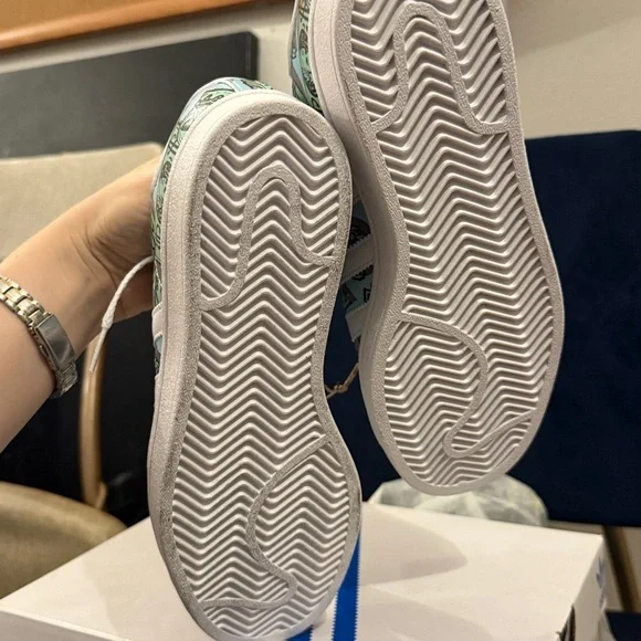 🆕Adidas x Jeremy Scott money superstar sneakers